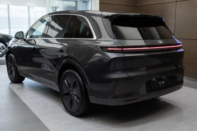 Новый Li Auto (Lixiang) L6 2025 года, цена 8 190 000 рублей, внедорожник, Автокод Объявления