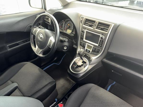 Toyota Verso-S с пробегом 2012 года, цена 1 620 000 рублей, 21250 км, хэтчбек, Автокод Объявления