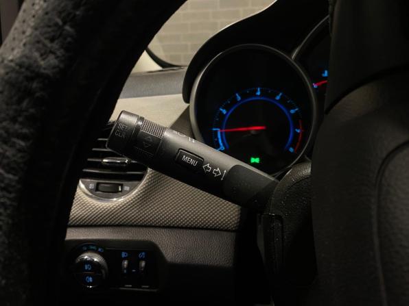 Chevrolet Cruze I Рестайлинг с пробегом 2012 года, цена 620 000 рублей, 190017 км, хэтчбек, Автокод Объявления