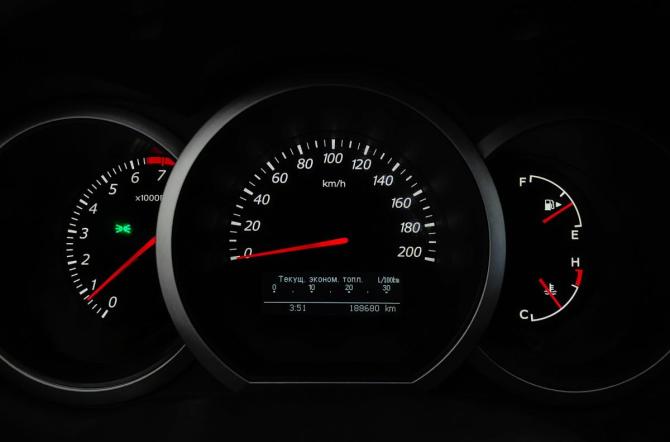 Suzuki Grand Vitara II Рестайлинг с пробегом 2008 года, цена 818 000 рублей, 188679 км, внедорожник, Автокод Объявления