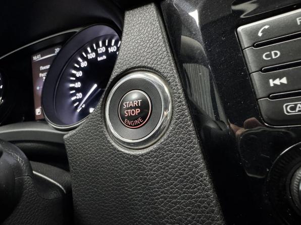 Nissan X-Trail II Рестайлинг с пробегом 2015 года, цена 1 820 000 рублей, 151178 км, внедорожник, Автокод Объявления