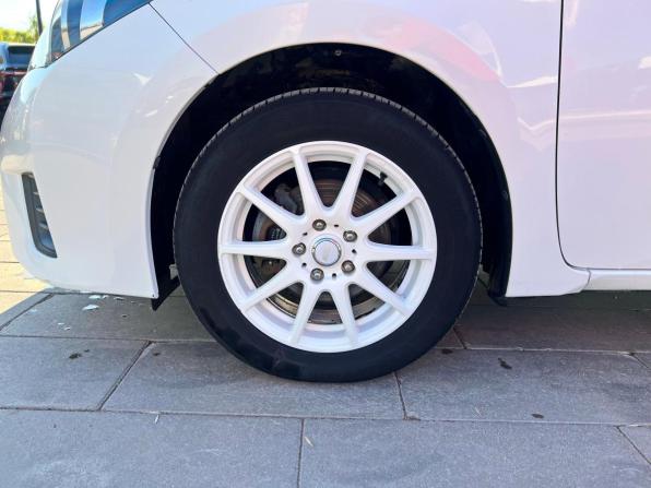 Toyota Corolla XI (E160 E170 E180) с пробегом 2013 года, цена 1 250 000 рублей, 223433 км, седан, Автокод Объявления