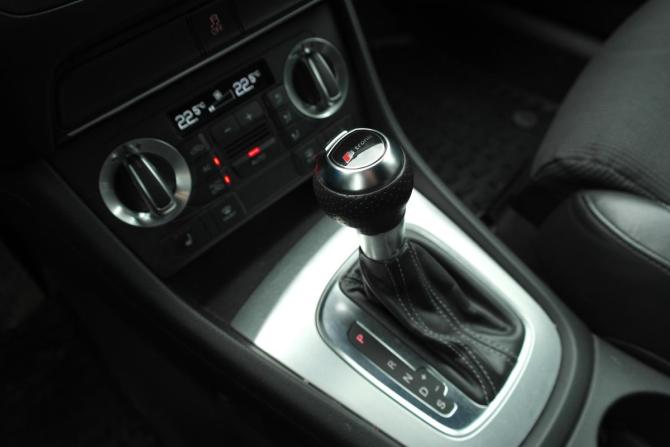 Audi Q3 I (8U) с пробегом 2012 года, цена 1 450 000 рублей, 215000 км, внедорожник, Автокод Объявления