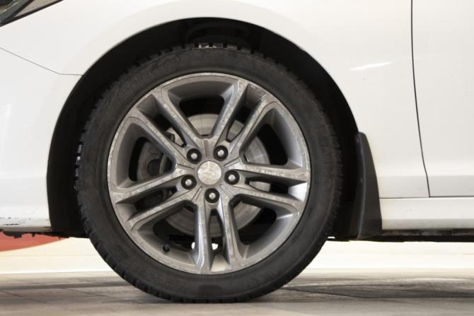 Hyundai Sonata VII (LF) Рестайлинг с пробегом 2017 года, цена 1 850 000 рублей, 143431 км, седан, Автокод Объявления