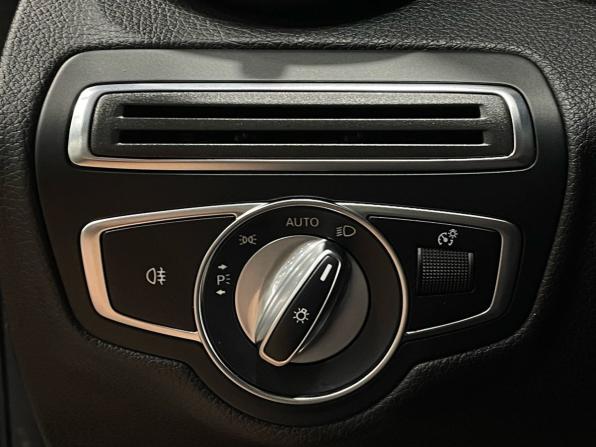 Mercedes-Benz C-Класс IV (W205) с пробегом 2018 года, цена 1 949 000 рублей, 105375 км, седан, Автокод Объявления