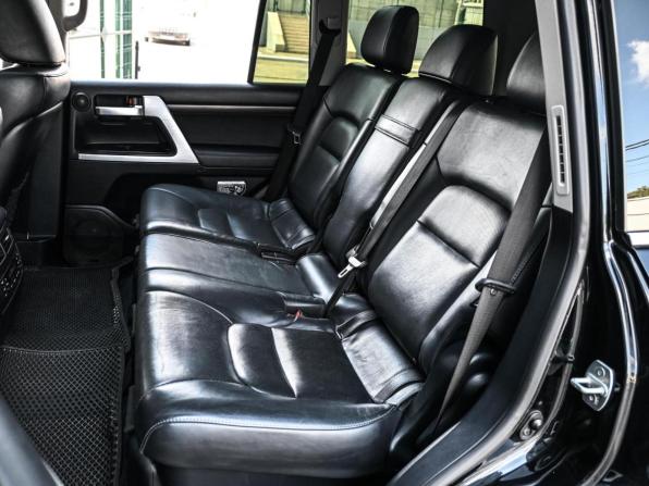 Toyota Land Cruiser 200 Series Рестайлинг 2 с пробегом 2015 года, цена 4 984 000 рублей, 190697 км, внедорожник, Автокод Объявления