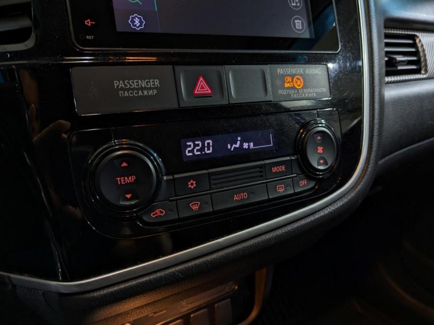 Mitsubishi Outlander III Рестайлинг 2 Химки  - изображение 19