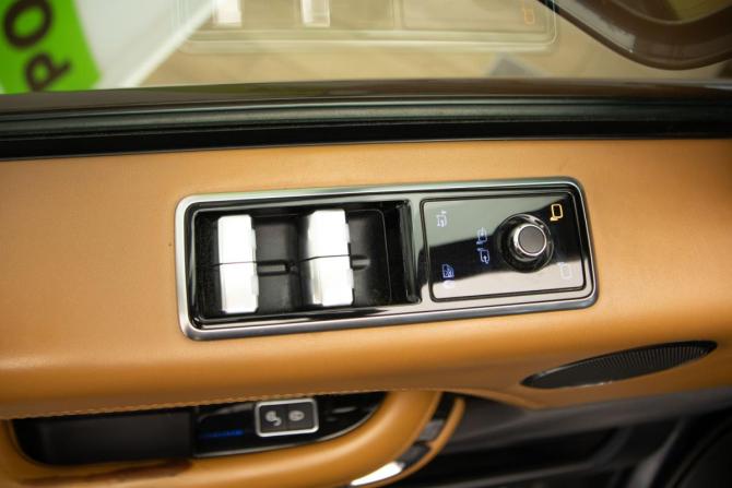 Land Rover Range Rover IV Рестайлинг с пробегом 2019 года, цена 6 250 000 рублей, 116787 км, внедорожник, Автокод Объявления