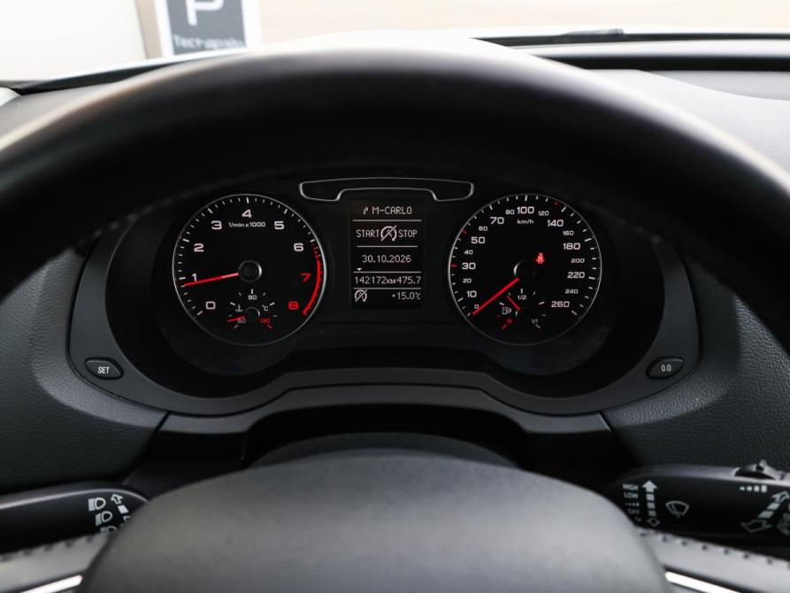 Audi Q3 I (8U) Москва  - изображение 12