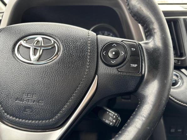 Toyota RAV4 IV (XA40) Рестайлинг с пробегом 2018 года, цена 2 390 000 рублей, 162309 км, внедорожник, Автокод Объявления