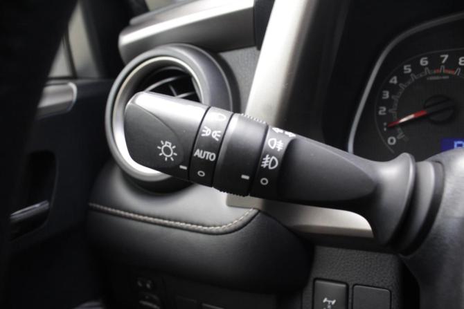 Toyota RAV4 IV (XA40) с пробегом 2013 года, цена 1 790 000 рублей, 170716 км, внедорожник, Автокод Объявления