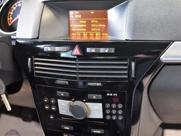 Opel Astra H Рестайлинг с пробегом 2013 года, цена 575 000 рублей, 169423 км, универсал, Автокод Объявления