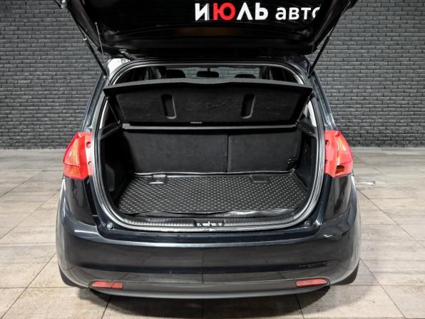 Kia Venga I с пробегом 2014 года, цена 900 000 рублей, 108510 км, минивэн, Автокод Объявления