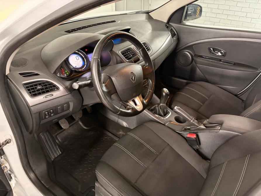 Renault Fluence I Рестайлинг Екатеринбург  - изображение 9