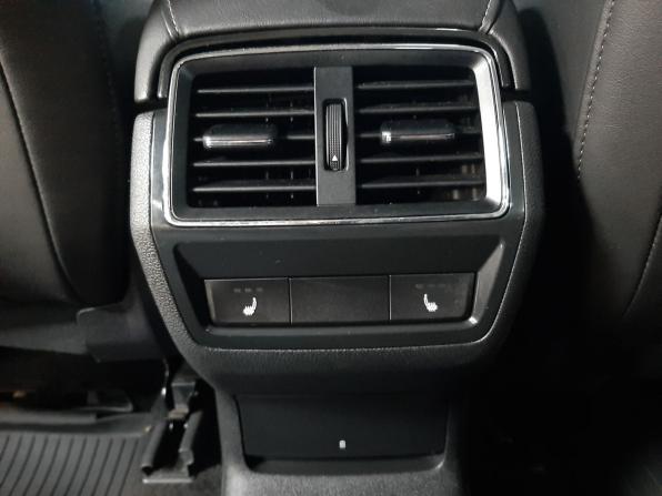 Skoda Karoq I с пробегом 2021 года, цена 2 250 000 рублей, 110650 км, внедорожник, Автокод Объявления