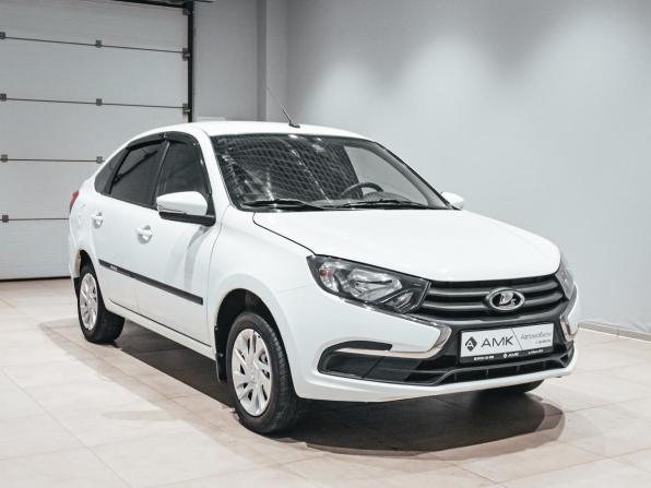 Lada (ВАЗ) Granta I Рестайлинг с пробегом 2024 года, цена 845 578 рублей, 52111 км, лифтбек, Автокод Объявления