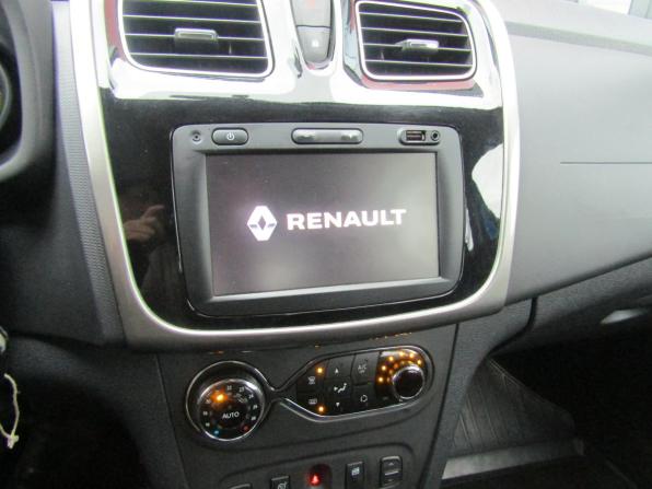 Renault Sandero II Рестайлинг с пробегом 2020 года, цена 1 200 000 рублей, 136970 км, хэтчбек, Автокод Объявления