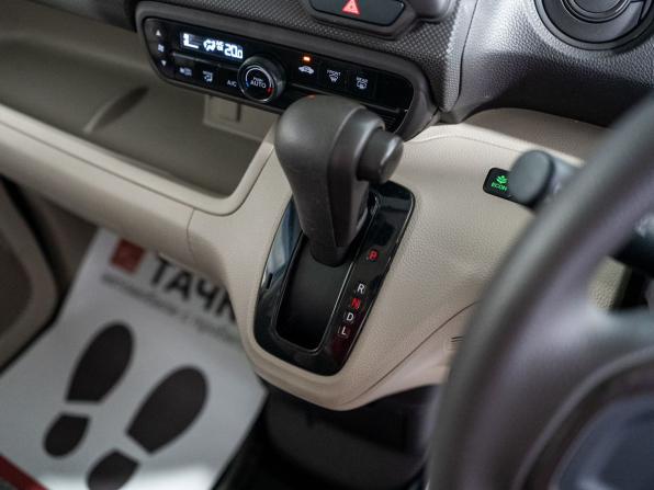 Honda N-BOX II с пробегом 2018 года, цена 775 000 рублей, 93564 км, микровэн, Автокод Объявления