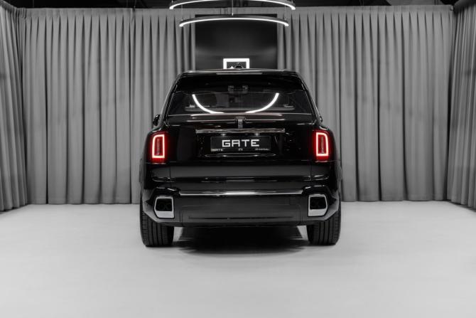 Новый Rolls-Royce Cullinan I Рестайлинг 2025 года, цена 70 196 400 рублей, внедорожник, Автокод Объявления