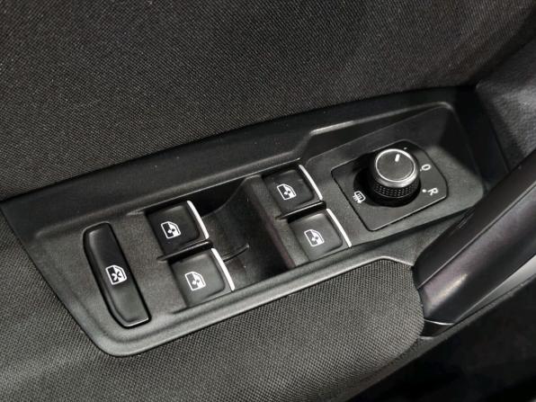 Volkswagen Tiguan II с пробегом 2018 года, цена 2 343 000 рублей, 159467 км, внедорожник, Автокод Объявления