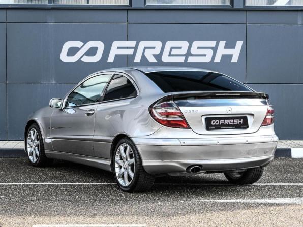 Mercedes-Benz C-Класс II (W203) Рестайлинг с пробегом 2005 года, цена 739 000 рублей, 259023 км, хэтчбек, Автокод Объявления