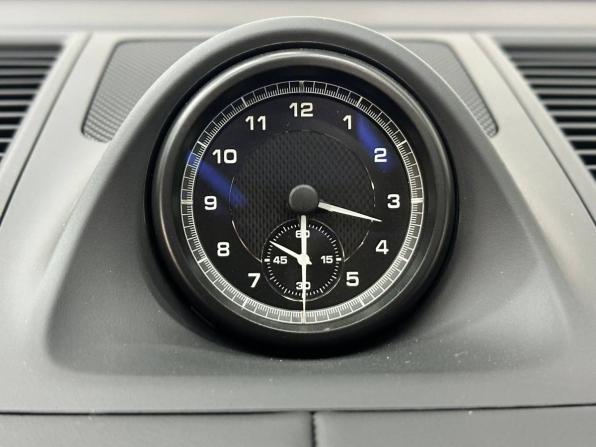 Новый Porsche Macan I Рестайлинг 2 2025 года, цена 9 949 000 рублей, внедорожник, Автокод Объявления