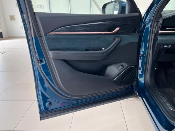 Geely Monjaro I с пробегом 2023 года, цена 3 240 000 рублей, 57600 км, внедорожник, Автокод Объявления