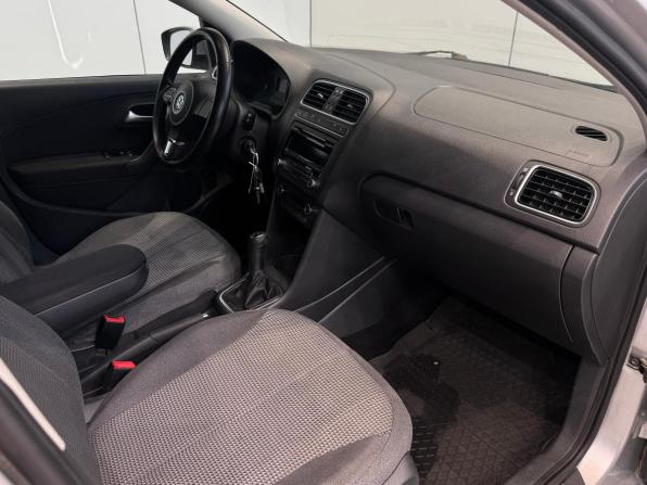 Volkswagen Polo V с пробегом 2011 года, цена 960 000 рублей, 182422 км, седан, Автокод Объявления