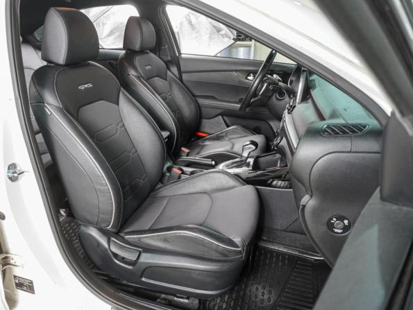 Kia Cerato IV Рестайлинг с пробегом 2022 года, цена 2 349 000 рублей, 99358 км, седан, Автокод Объявления