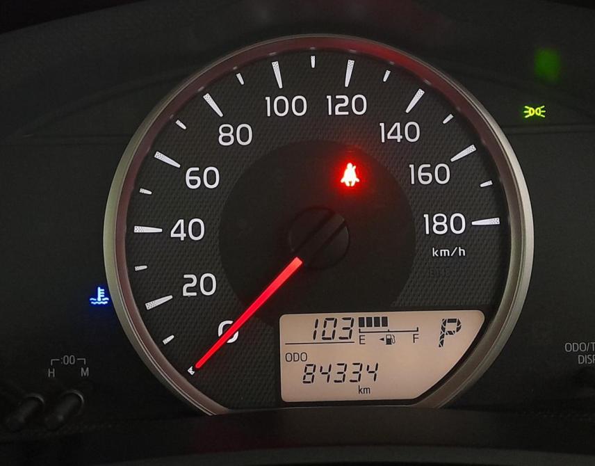 Toyota Corolla XI (E160 E170 E180) Рестайлинг 1 Новокузнецк  - изображение 17