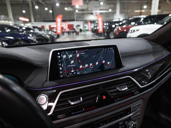 BMW 7 серии VI (G11/G12) с пробегом 2017 года, цена 3 699 700 рублей, 143366 км, седан, Автокод Объявления