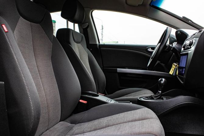 SEAT Leon II Рестайлинг с пробегом 2012 года, цена 799 000 рублей, 147101 км, хэтчбек, Автокод Объявления