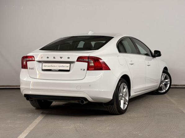 Volvo S60 II Рестайлинг с пробегом 2015 года, цена 1 599 000 рублей, 90098 км, седан, Автокод Объявления
