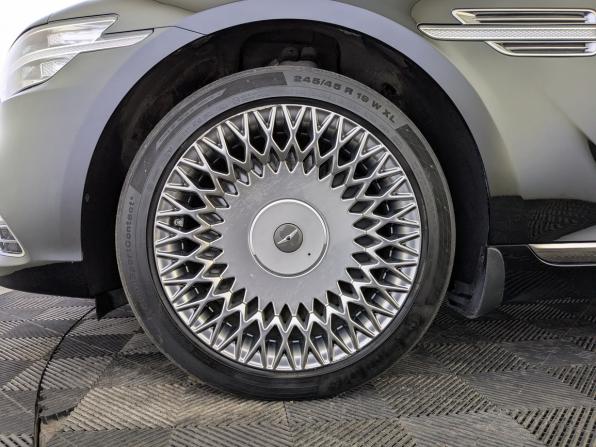 Genesis G90 I Рестайлинг с пробегом 2022 года, цена 5 990 000 рублей, 55762 км, седан, Автокод Объявления