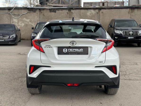 Toyota C-HR I с пробегом 2018 года, цена 2 540 000 рублей, 97340 км, внедорожник, Автокод Объявления