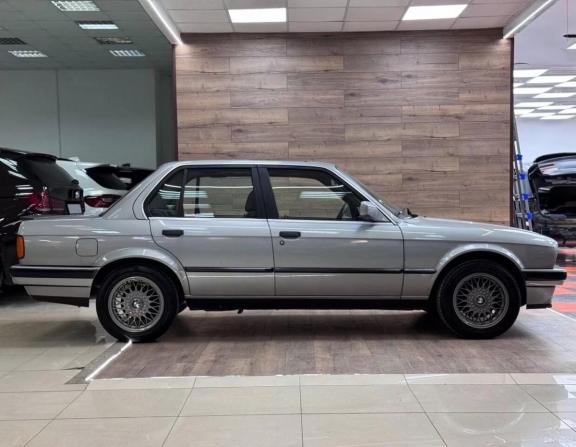 BMW 3 серии II (E30) с пробегом 1989 года, цена 1 430 000 рублей, 199000 км, седан, Автокод Объявления
