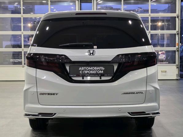 Honda Odyssey V Рестайлинг с пробегом 2017 года, цена 2 400 000 рублей, 159306 км, минивэн, Автокод Объявления