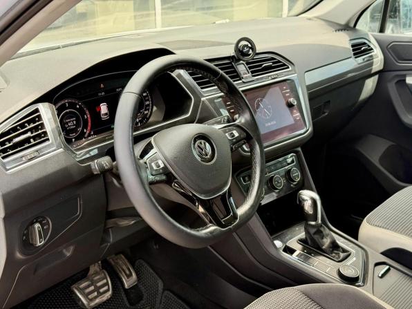 Volkswagen Tiguan II с пробегом 2018 года, цена 2 537 000 рублей, 130239 км, внедорожник, Автокод Объявления