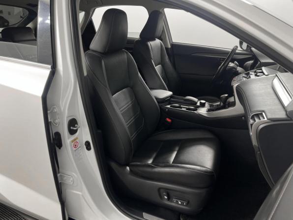 Lexus NX I с пробегом 2017 года, цена 3 298 900 рублей, 89252 км, внедорожник, Автокод Объявления