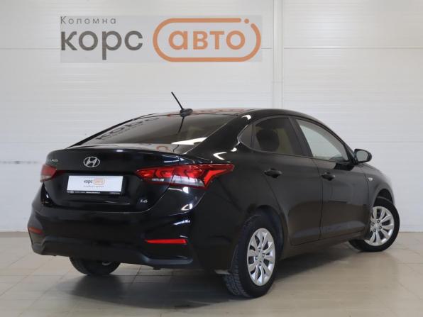 Hyundai Solaris II с пробегом 2017 года, цена 1 096 800 рублей, 192000 км, седан, Автокод Объявления