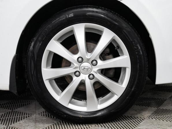 Hyundai Solaris I Рестайлинг с пробегом 2014 года, цена 844 000 рублей, 160000 км, седан, Автокод Объявления