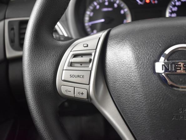 Nissan Tiida II с пробегом 2015 года, цена 999 900 рублей, 129871 км, хэтчбек, Автокод Объявления