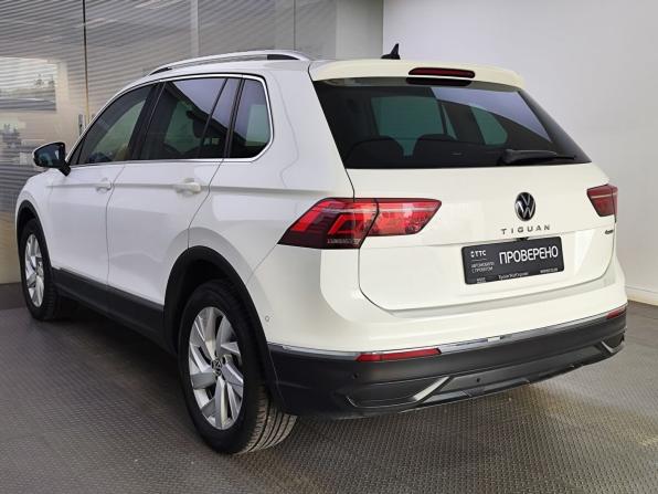 Volkswagen Tiguan II Рестайлинг с пробегом 2021 года, цена 3 399 000 рублей, 108000 км, внедорожник, Автокод Объявления