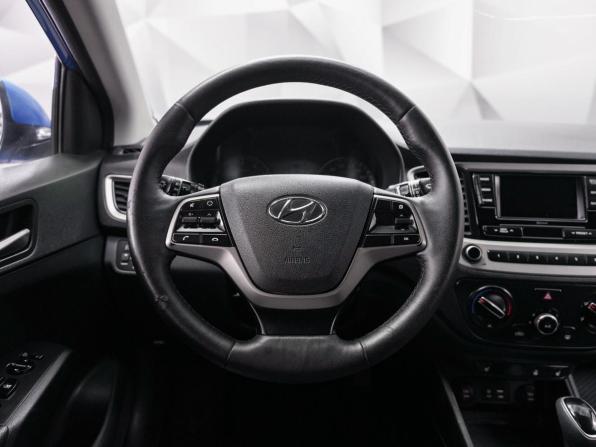 Hyundai Solaris II с пробегом 2017 года, цена 1 210 000 рублей, 169000 км, седан, Автокод Объявления