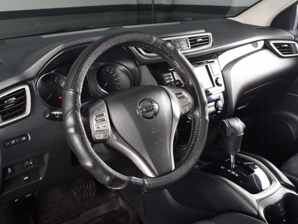 Nissan Qashqai II с пробегом 2018 года, цена 1 669 995 рублей, 157895 км, внедорожник, Автокод Объявления