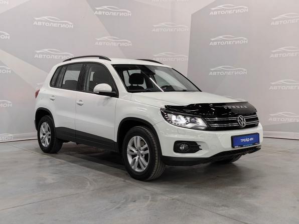 Volkswagen Tiguan I Рестайлинг с пробегом 2015 года, цена 1 570 000 рублей, 220760 км, внедорожник, Автокод Объявления