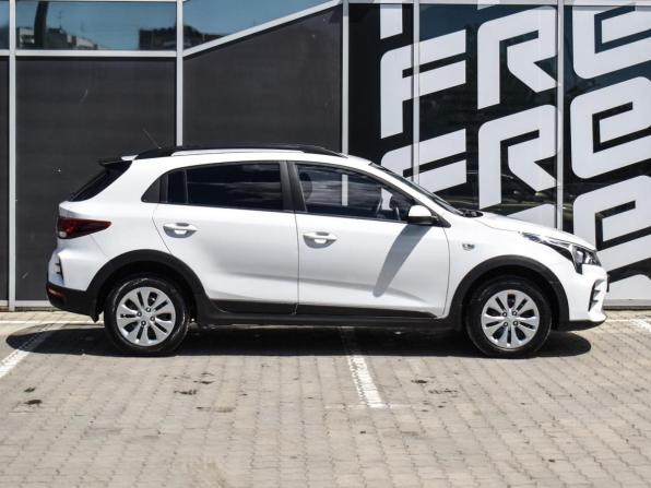 Kia Rio IV Рестайлинг с пробегом 2021 года, цена 1 390 000 рублей, 189205 км, хэтчбек, Автокод Объявления