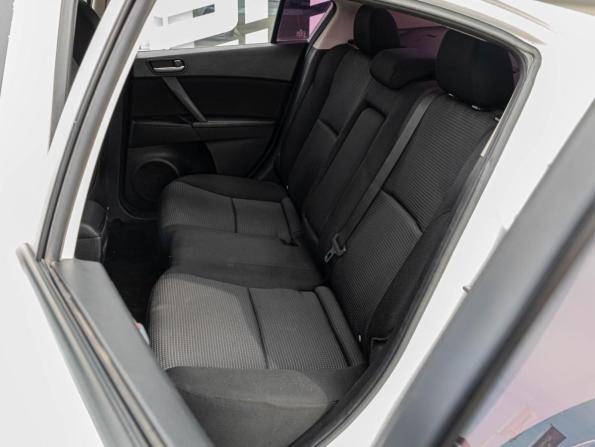 Mazda 3 II (BL) Рестайлинг с пробегом 2012 года, цена 820 000 рублей, 246038 км, седан, Автокод Объявления