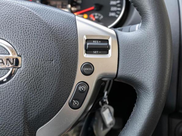 Nissan Qashqai I с пробегом 2010 года, цена 1 050 000 рублей, 129183 км, внедорожник, Автокод Объявления