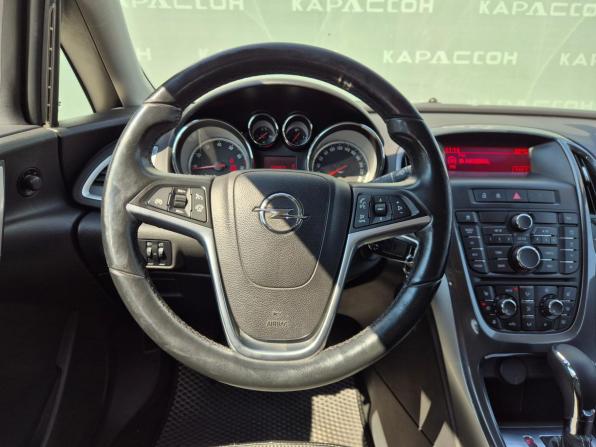 Opel Astra J Рестайлинг с пробегом 2012 года, цена 900 000 рублей, 123046 км, хэтчбек, Автокод Объявления